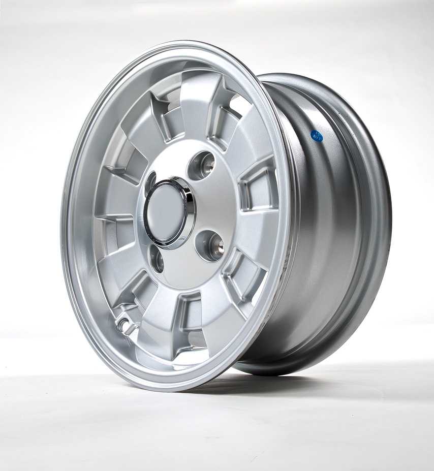 Leichtmetallrad
Alloy wheel
Jante en alliage
Felgi z lekkich met