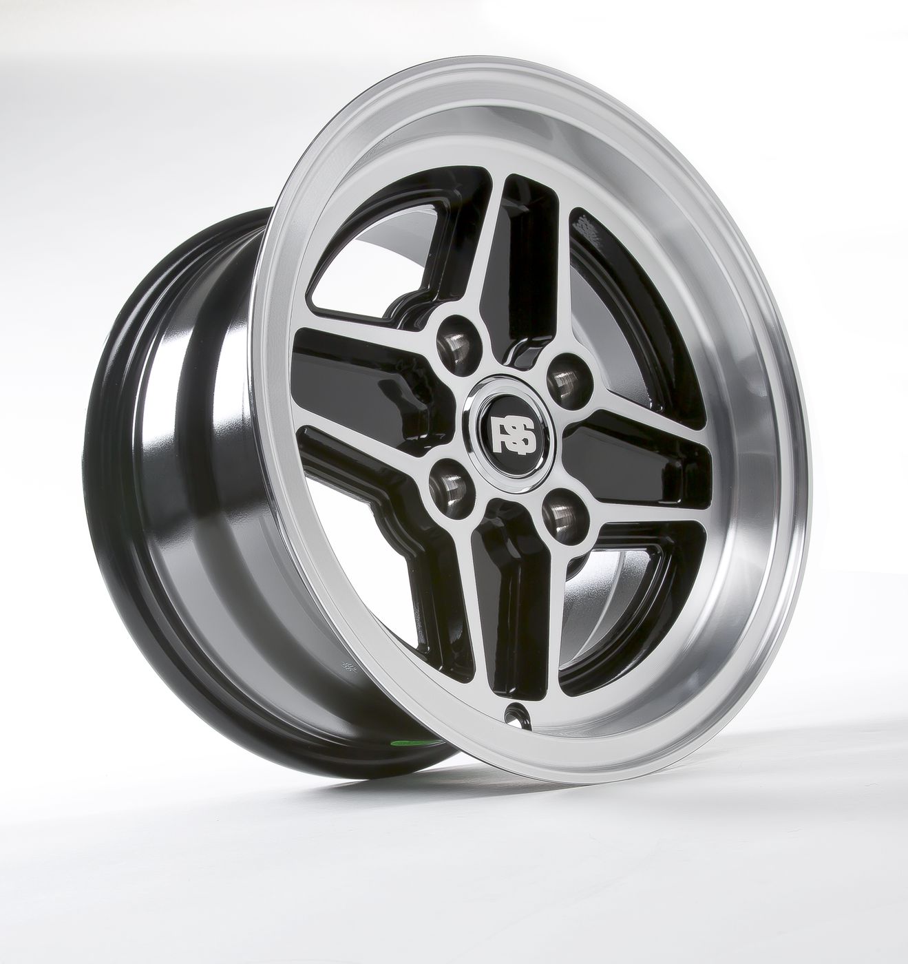 Leichtmetallrad
Alloy wheel
Jante en alliage
Felgi z lekkich met