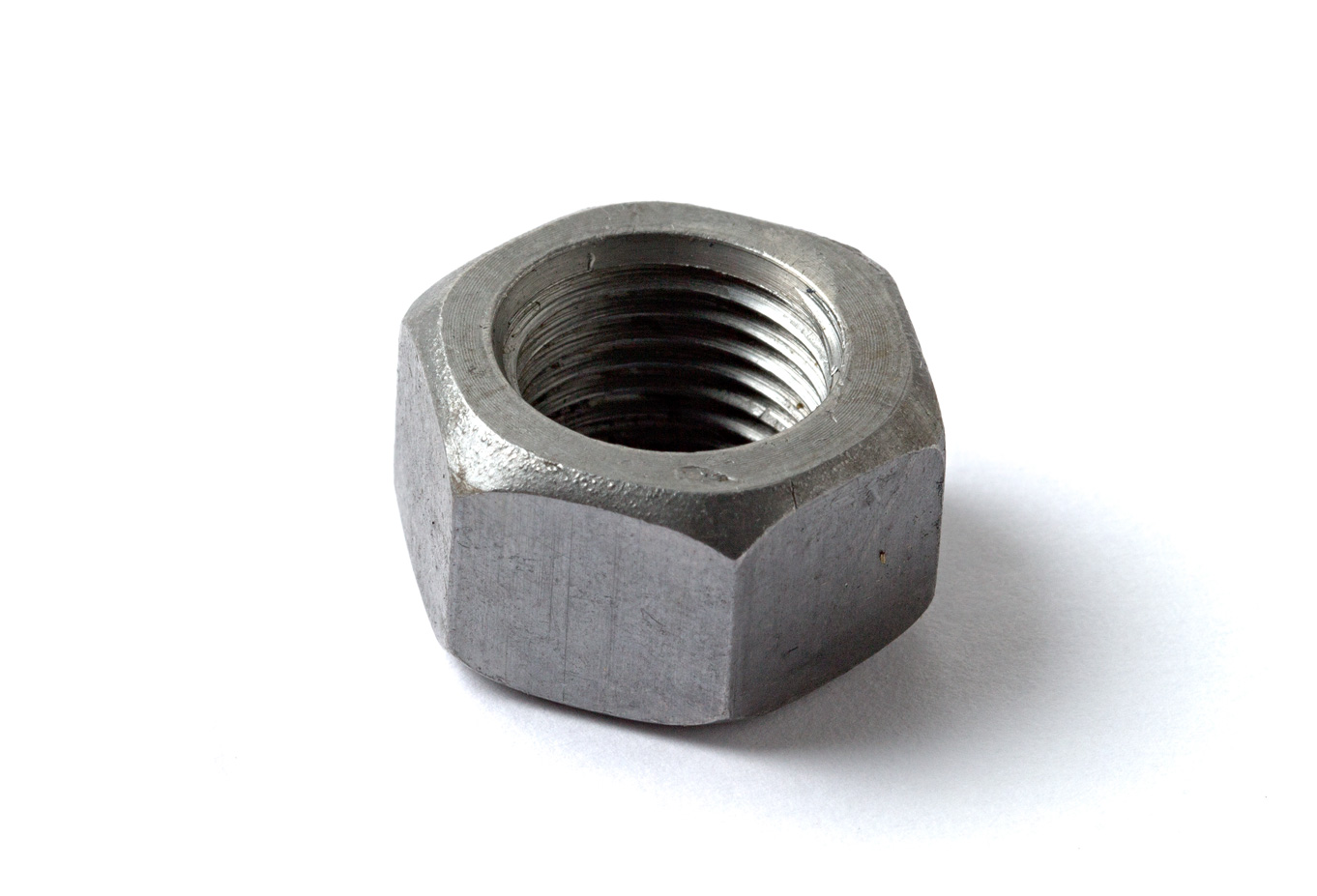 Zylinderkopfmutter
Cylinder head nut
Ecrou de culasse