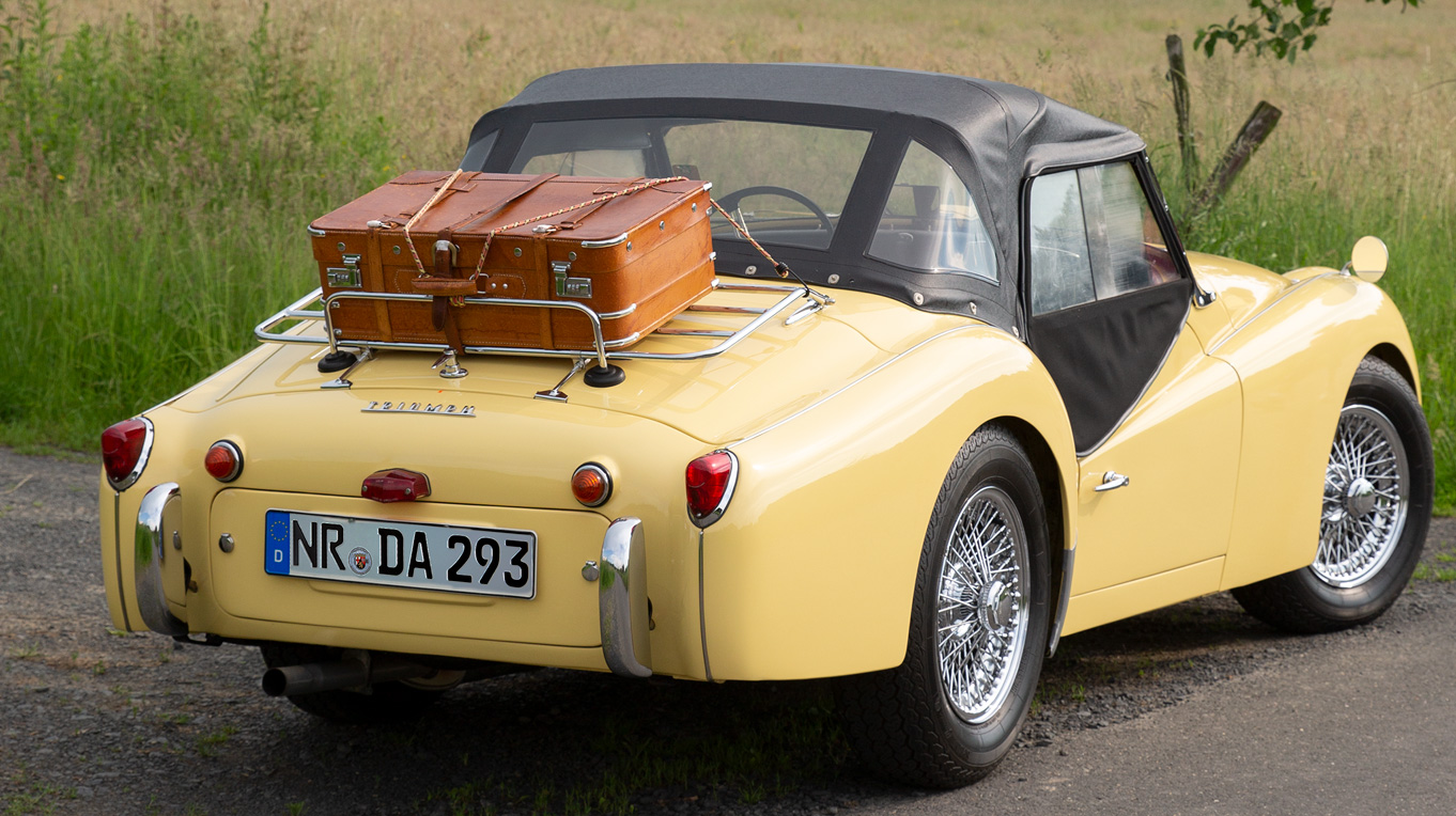 Gepäckträger
Boot rack
Porte-bagages
Bagażnik zewnętrzny
Bag