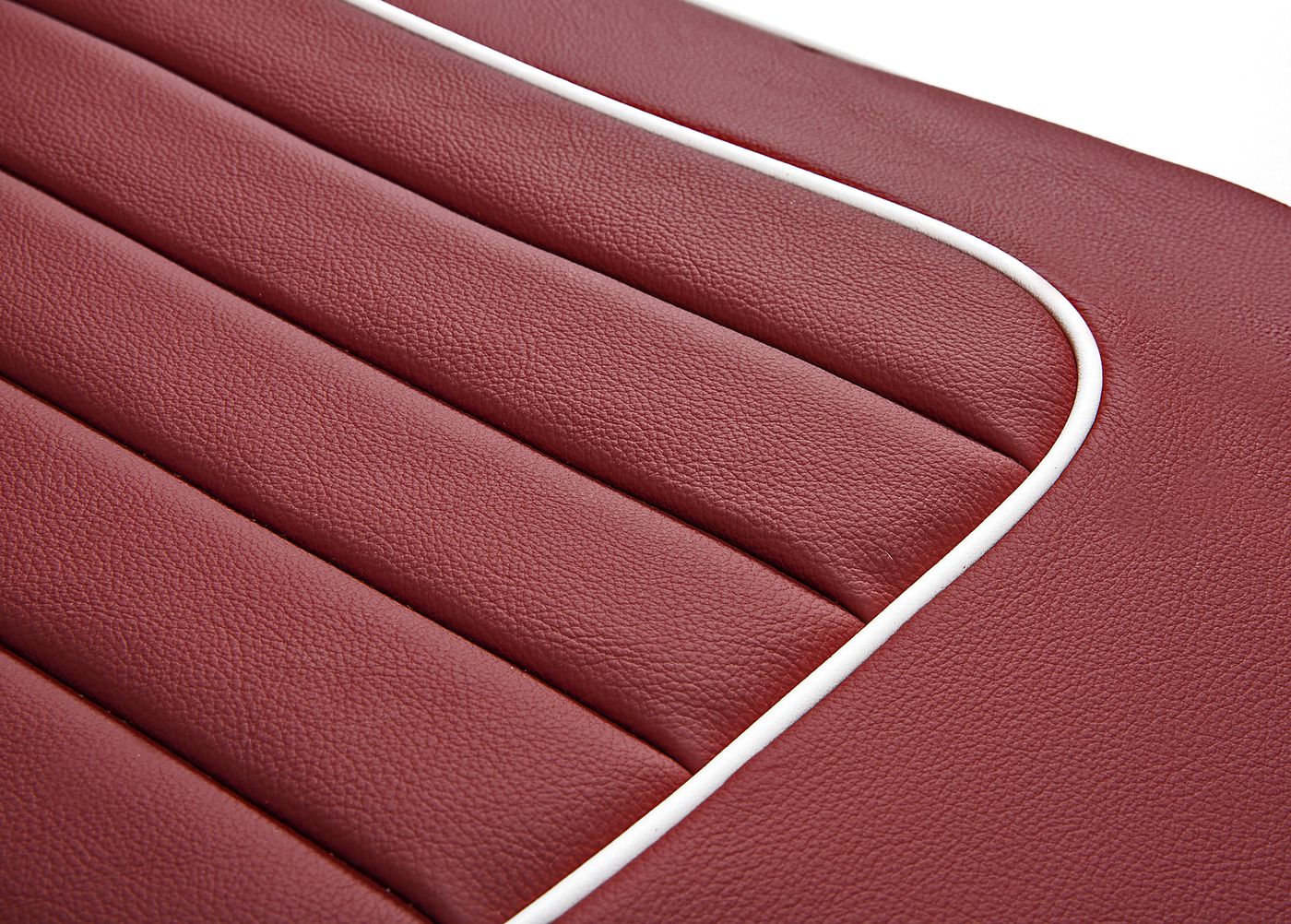 Ledersitzbezüge
Leather seat covers
Housses de siège en cuir
L