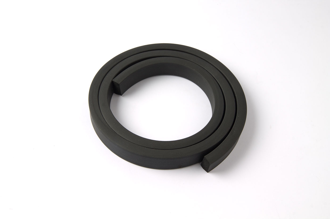 Dichtgummi
Sealing rubber
Caoutchouc d'étanchéité
Uszczelk