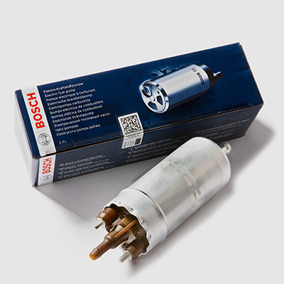 Fuel tank, fuel pump, fuel filter and sender unit