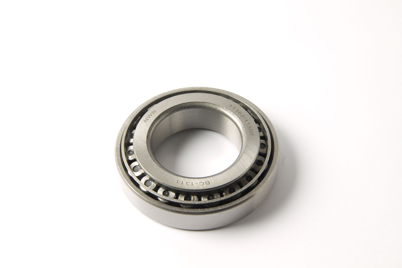 Radlager
Wheel bearing
Roulement de roue
Cargador de ruedas 