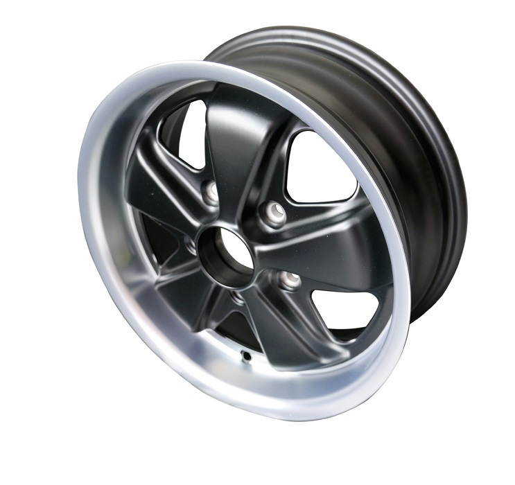 Leichtmetallrad
Alloy wheel
Jante en alliage
Felgi z lekkich met