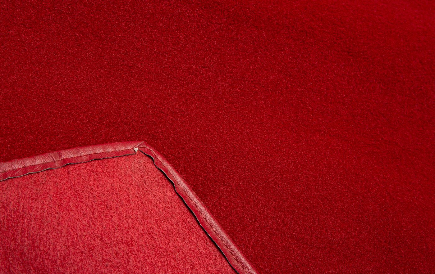 Teppich
Carpet
Tapis
Alfombrilla
tappeto
Carpete