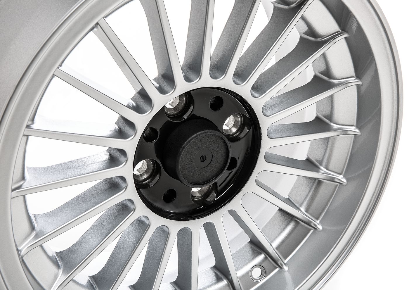 Leichtmetallrad
Alloy wheel
Jante en alliage
Felgi z lekkich met