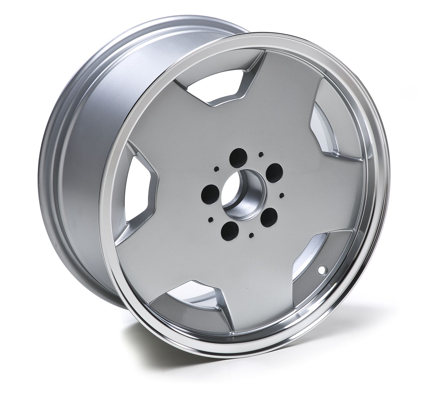 Leichtmetallrad
Alloy wheel
Jante en alliage
Felgi z lekkich met