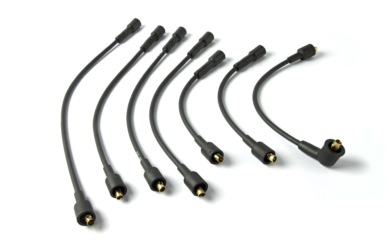 Zündkabelsatz
Ignition lead set
Faisceau de câbles d'allumag