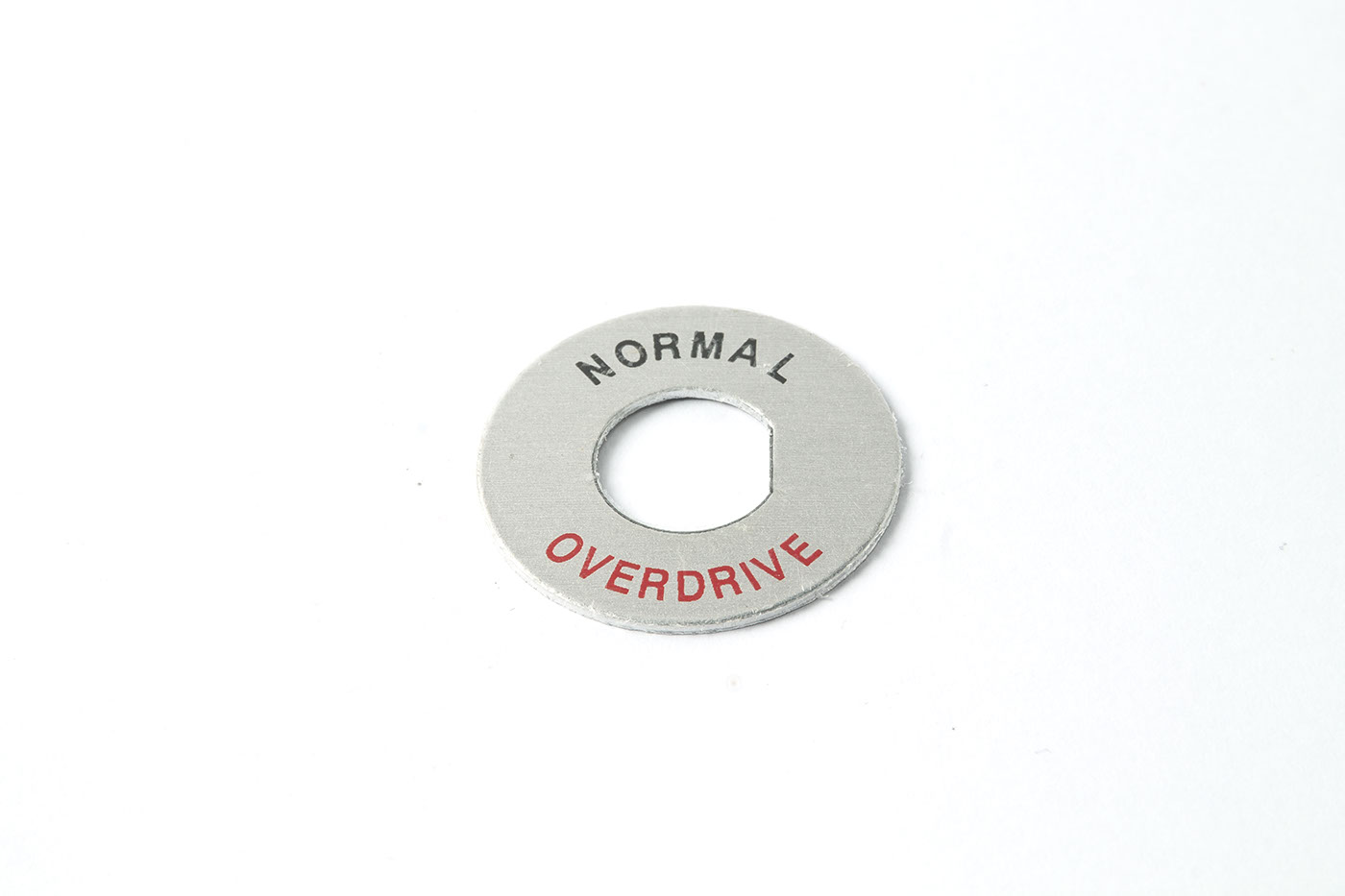 Blende
Escutcheon
Cache
Osłona
Diafragma