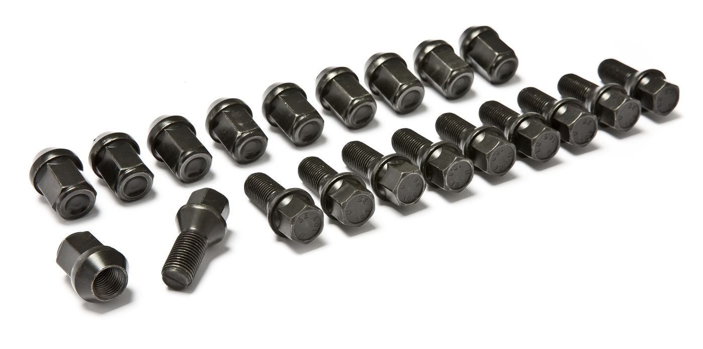 Satz Radbolzen
Wheel studs
Boulons de roue