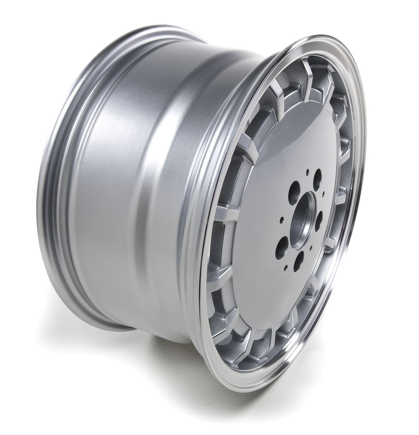 Leichtmetallrad
Alloy wheel
Jante en alliage
Felgi z lekkich met