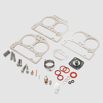 Carburettors and manifold gaskets