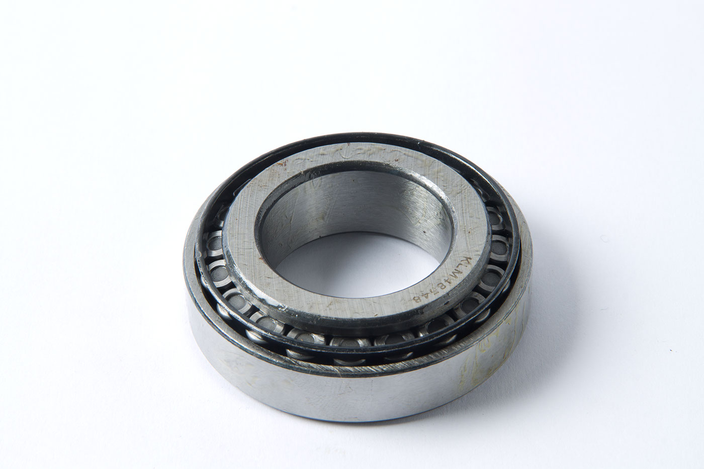 Kegelrollenlager
Tapered roller bearing
Cónico de rodillos