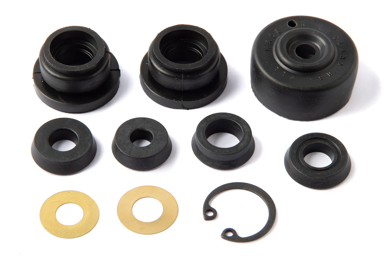 Dichtsatz Hauptbremszylinder
Seal kit brake master cylinder
Ki