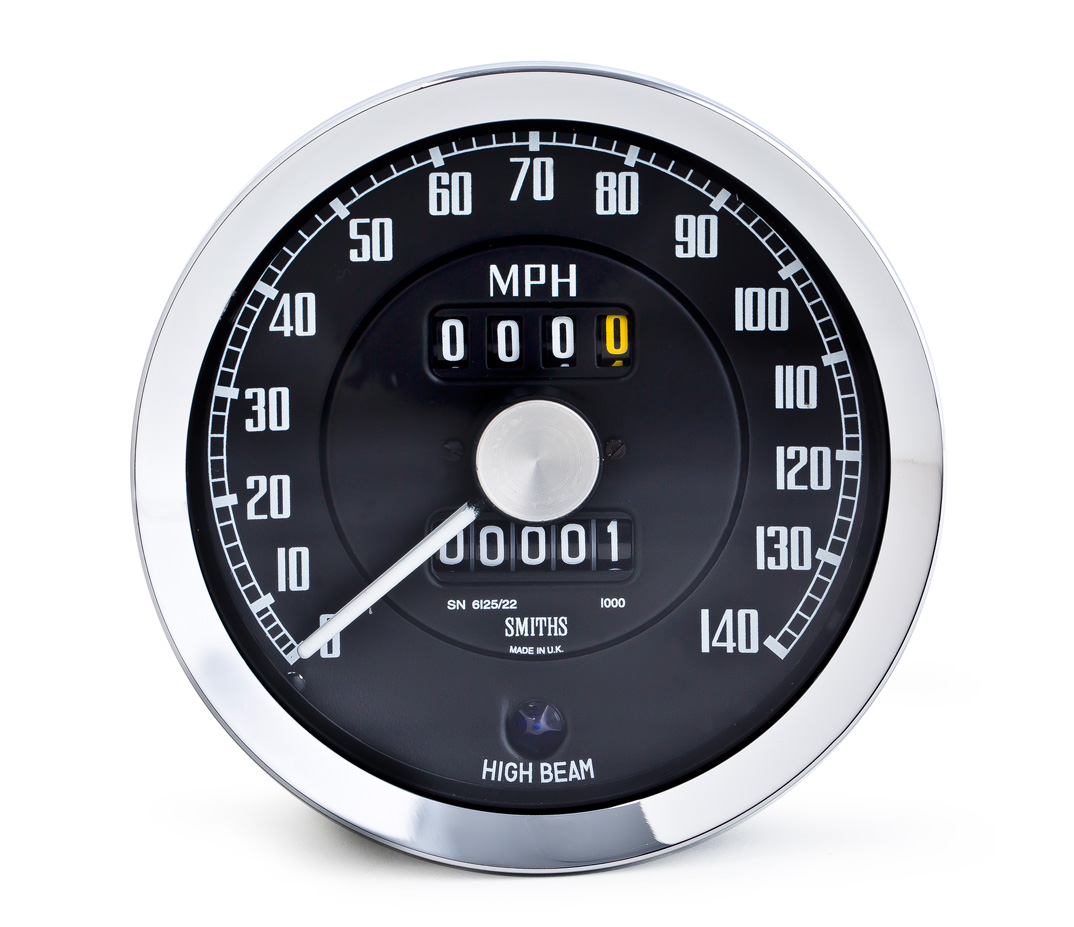 Tachometer
Speedometer
Tachymètre
snelheidsmeter
Velocímetro
T