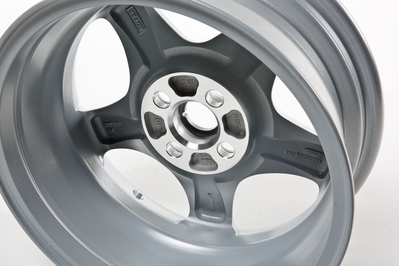 Leichtmetallrad
Alloy wheel
Jante en alliage
Felgi z lekkich met