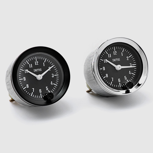Genuine Smiths designed auxiliary gauges