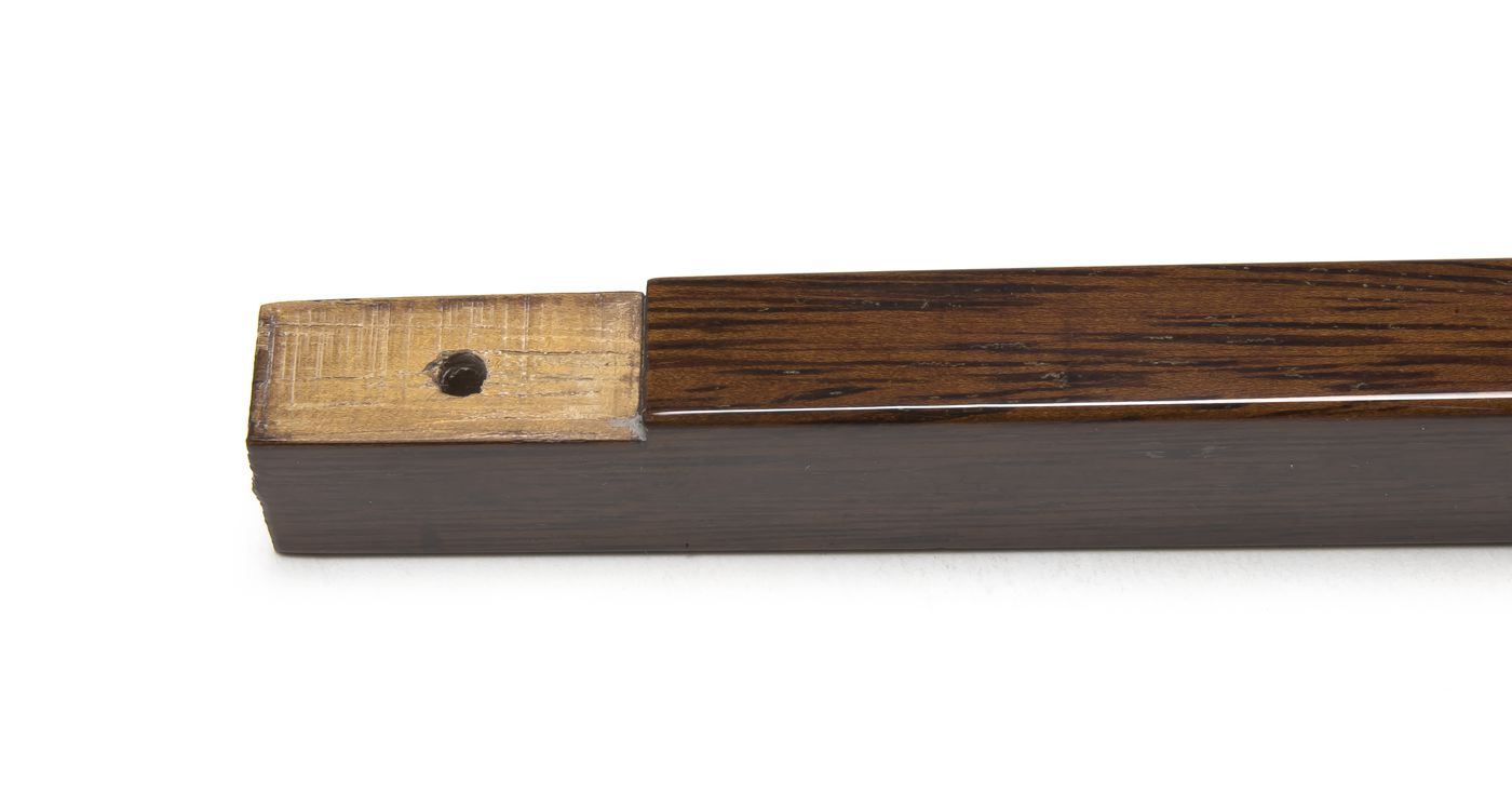 Holz-Armaturenbrett
Wood dashboard
Tableau de bord en bois
Drewn