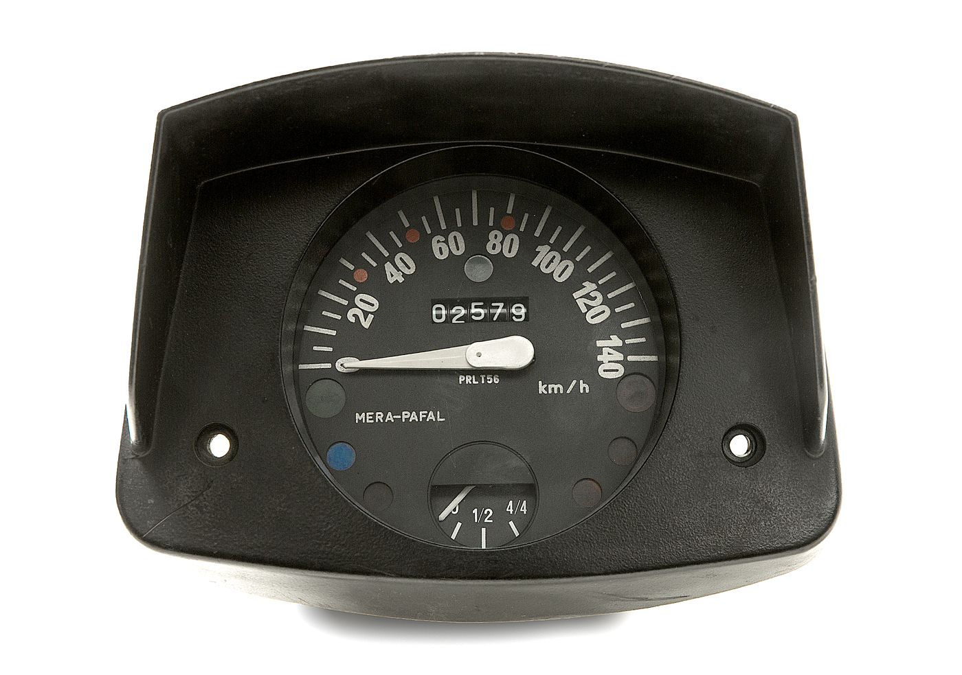 Tachometer
Speedometer
Tachymètre
Snelheidsmeter
Velocímetro
T