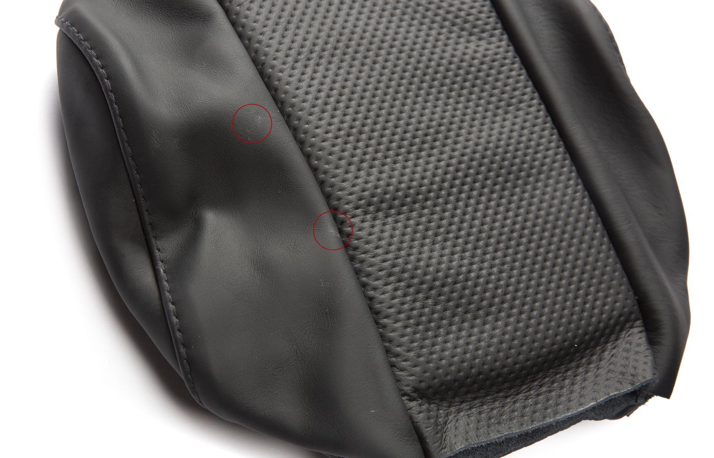Kopfstützenbezüge
Head rest covers
Housse des appui-têtes
Apo