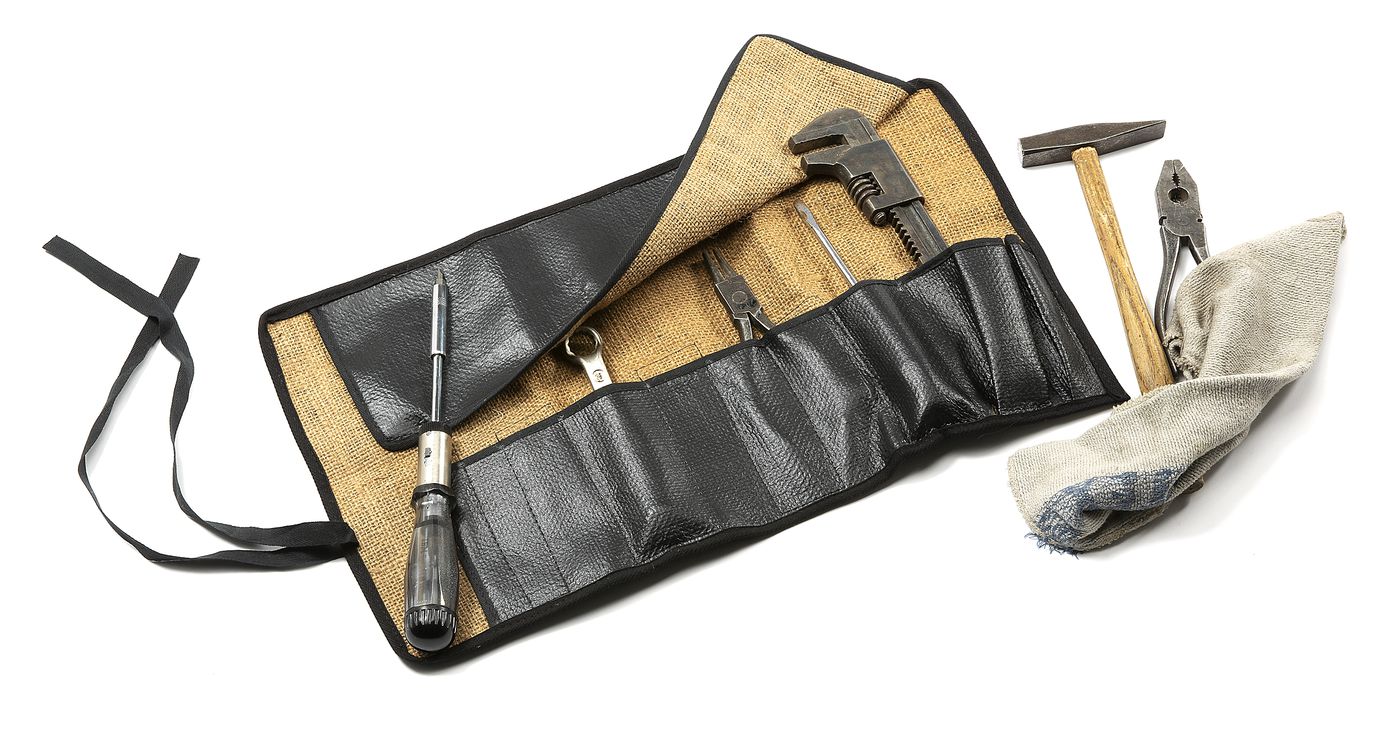 Werkzeugrolltasche
Tool roll
Trousse à outils pliante
Zwijana t