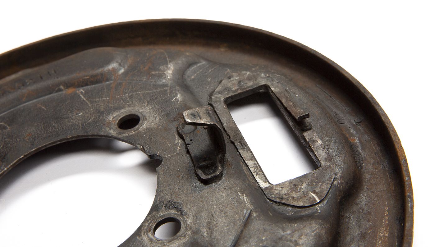 Bremsankerplatte
Brake anchor plate
Plaque de fixation des frein