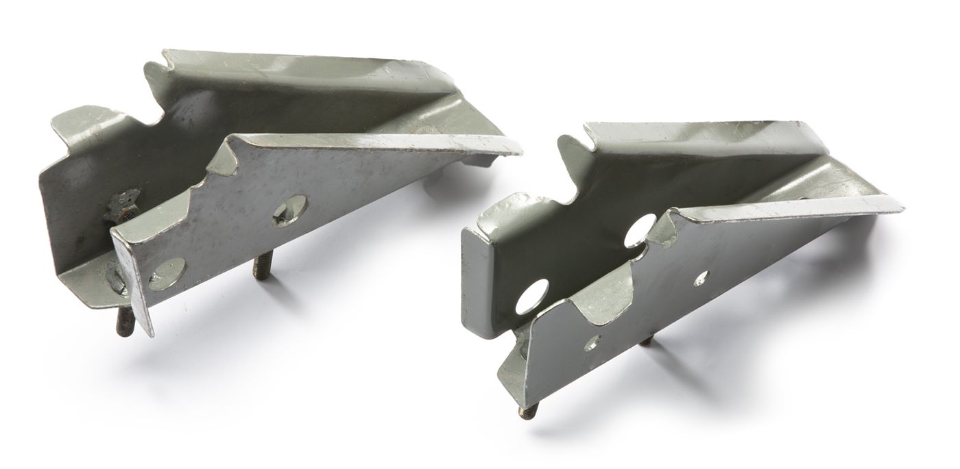 Blattfederaufnahmen
Leaf spring brackets
Logements des ressorts 