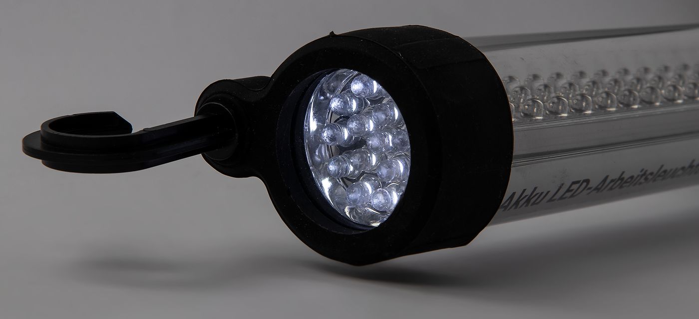 Stablampe
Inspection lamp
Baladeuse antichoc
Staaflamp
Barra de 