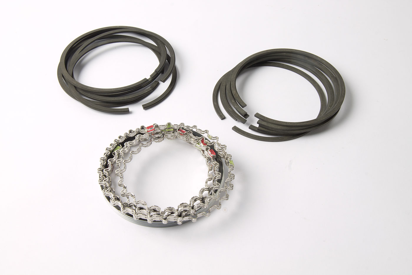 Satz Kolbenringe
Piston ring set
Set de segments de pistons
K