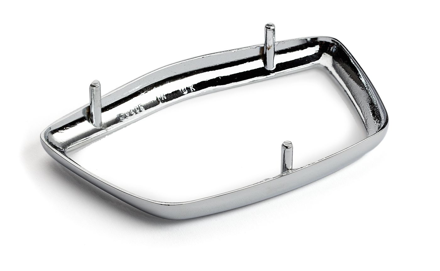 Chromblende
Chrome bezel
Enjoliveur chromé
Tulejka chromowa
Ble