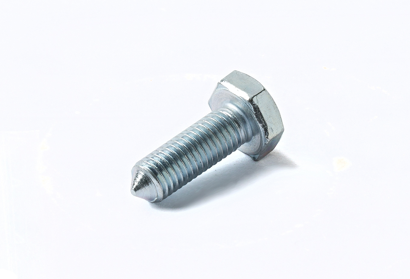 Schraube mit Spitze
Pointed screw
Vis à pointe
Tornillo