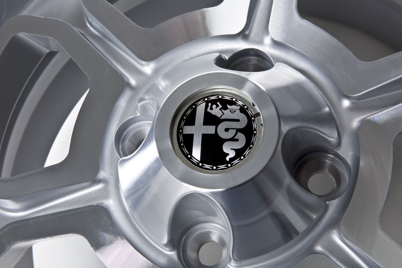 Leichtmetallrad
Alloy wheel
Jante en alliage
Felgi z lekkich met