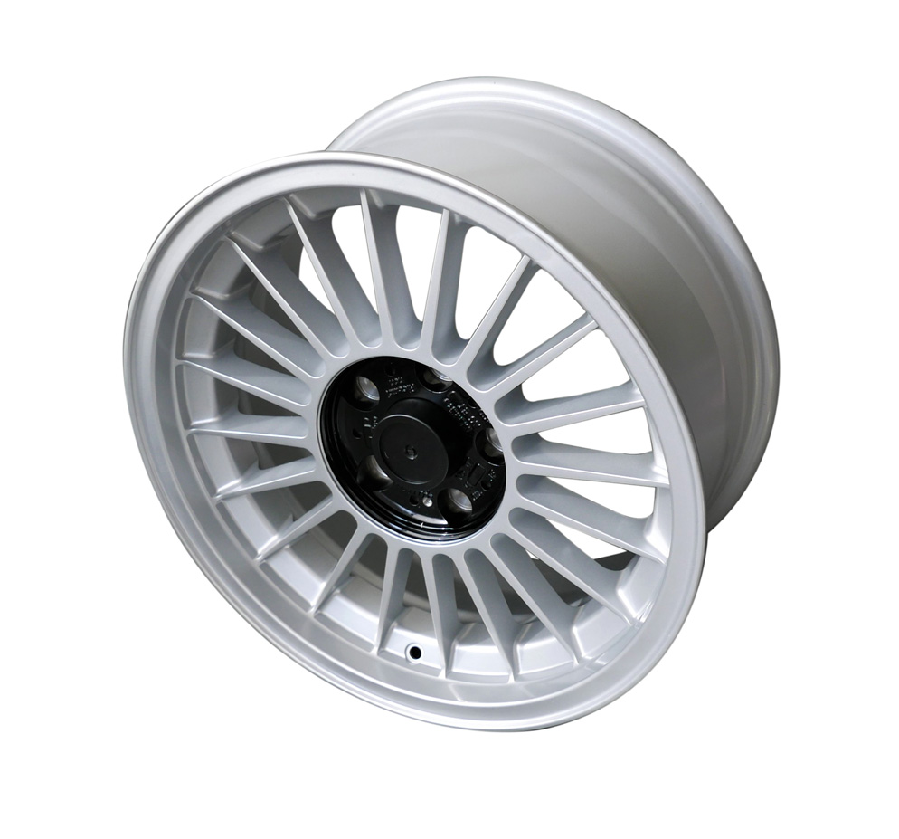 Leichtmetallrad
Alloy wheel
Jante en alliage
Felgi z lekkich met