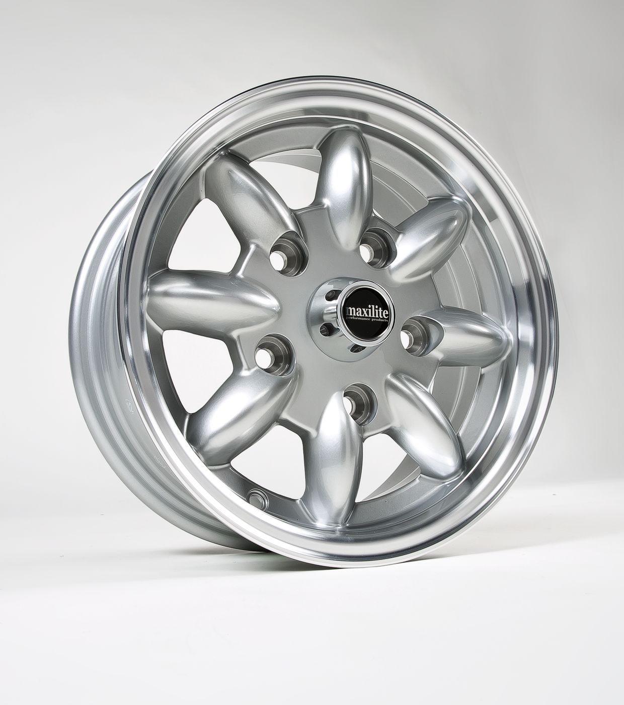 Leichtmetallrad
Alloy wheel
Jante en alliage
Felgi z lekkich met