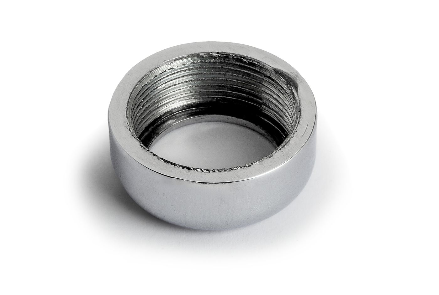 Chromblende
Chrome bezel
Enjoliveur chromé
Tulejka chromowa
Ble