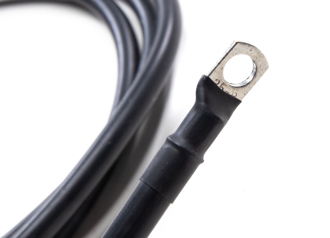 Batteriekabel
Battery cable
Câble de batterie
Kabel akumulatora