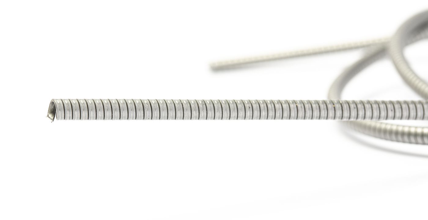 Außenhülle Bowdenzug
Control cable outer sleeve
Câble de comm