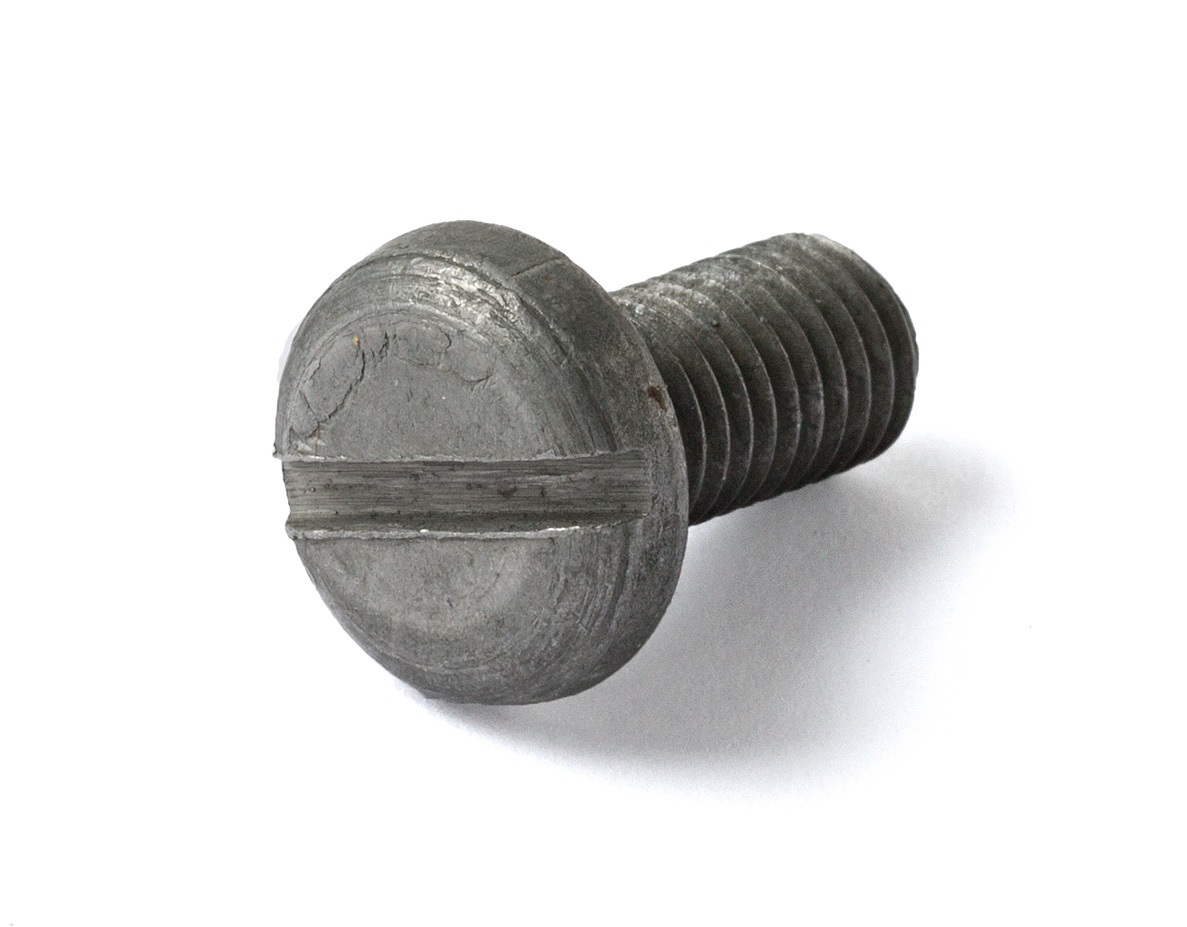 Halbrundkopfschraube
Panhead screw
Vis à tête demi-ronde
Wk