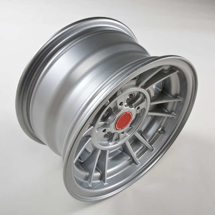 Leichtmetallrad
Alloy wheel
Jante en alliage
Felgi z lekkich met