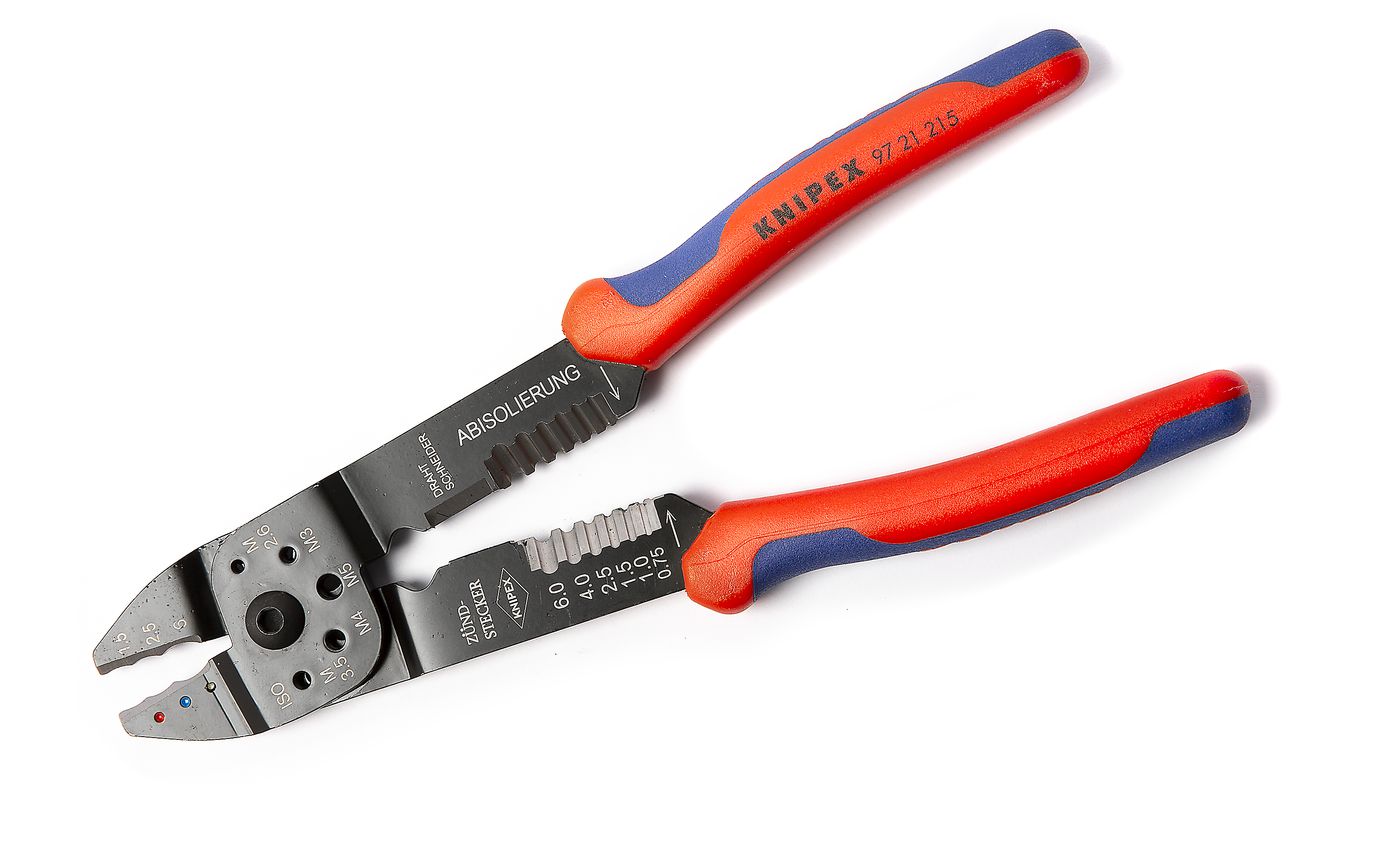 Crimpzange
Crimping pliers
Pince à sertir
Krimptang
Crimpador
U