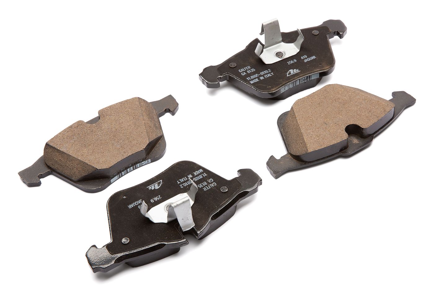 Bremsbeläge
Brake pads
Plaquettes de frein
Okładziny hamulcowe