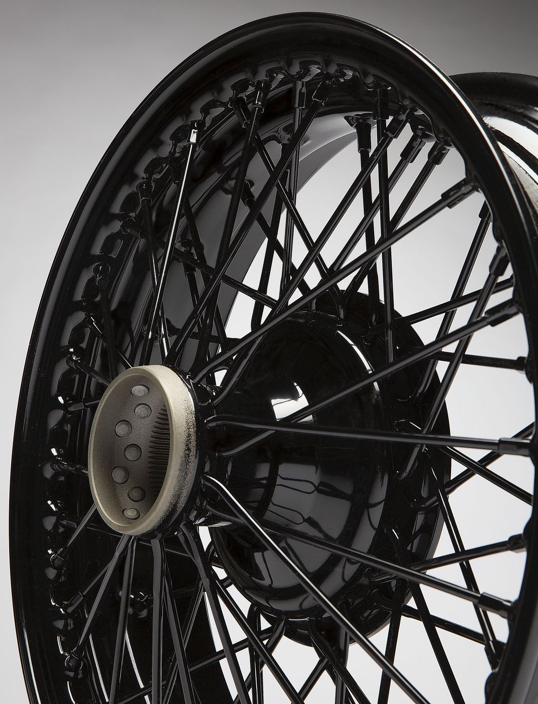 Speichenrad
Wire wheel
Roue à rayons
Koła szprychowe
Spaakwiel
