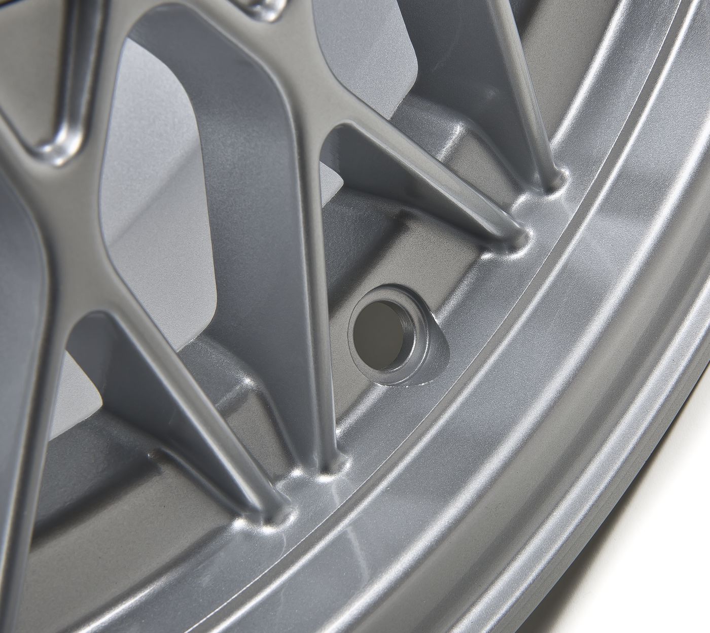 Leichtmetallrad
Alloy wheel
Jante en alliage
Felgi z lekkich met