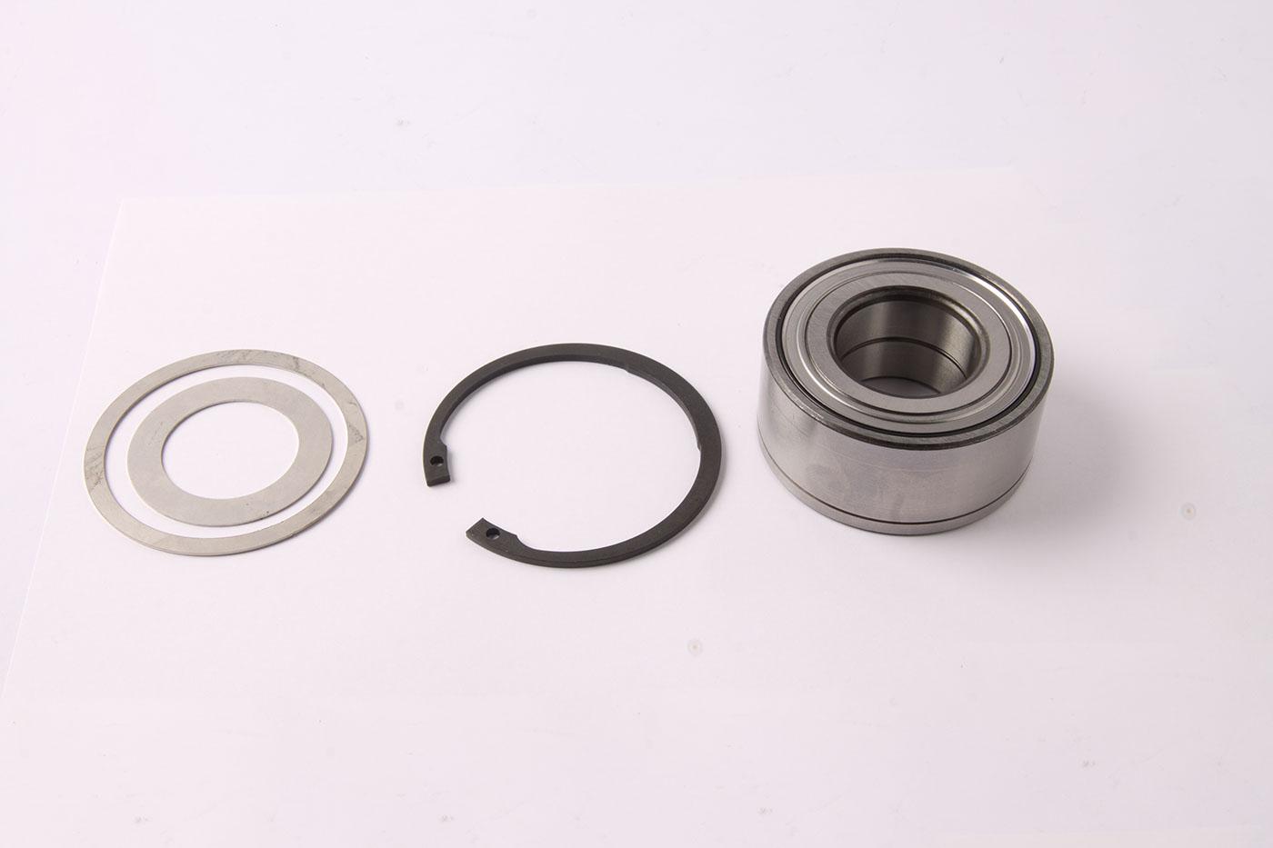 Radlagersatz
Wheel bearing kit
Kit de roulements des roues