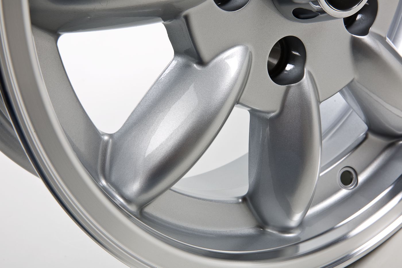 Leichtmetallrad
Alloy wheel
Jante en alliage
Felgi z lekkich met