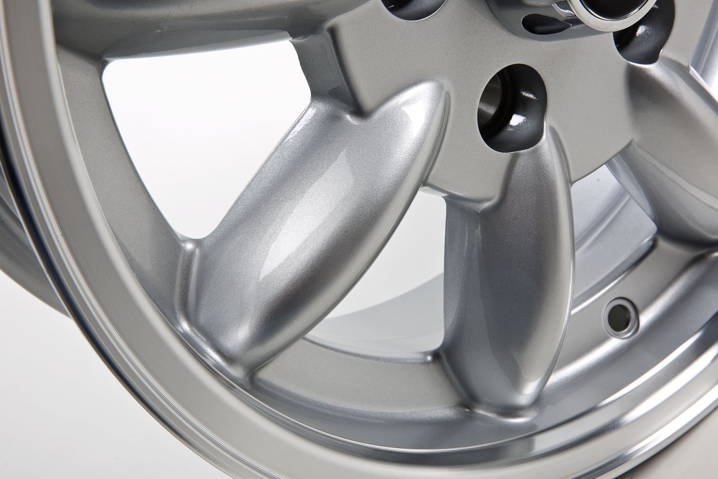 Leichtmetallrad
Alloy wheel
Jante en alliage
Felgi z lekkich met