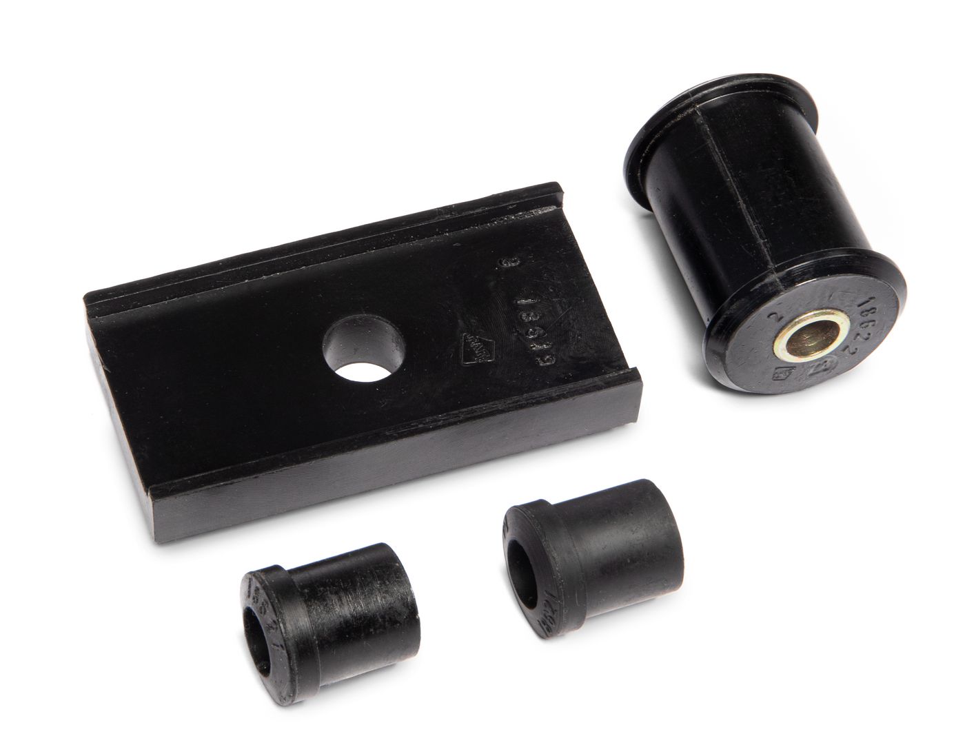 Polyurethan Buchsensatz
Polyurethane bush kit
Coussinets en poly