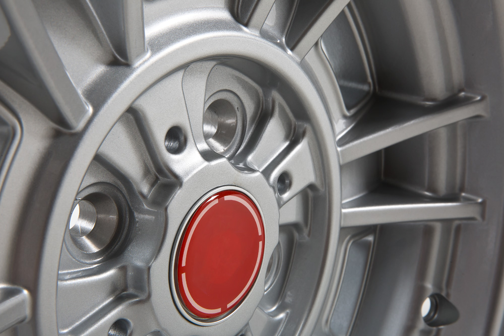 Leichtmetallrad
Alloy wheel
Jante en alliage
Felgi z lekkich met